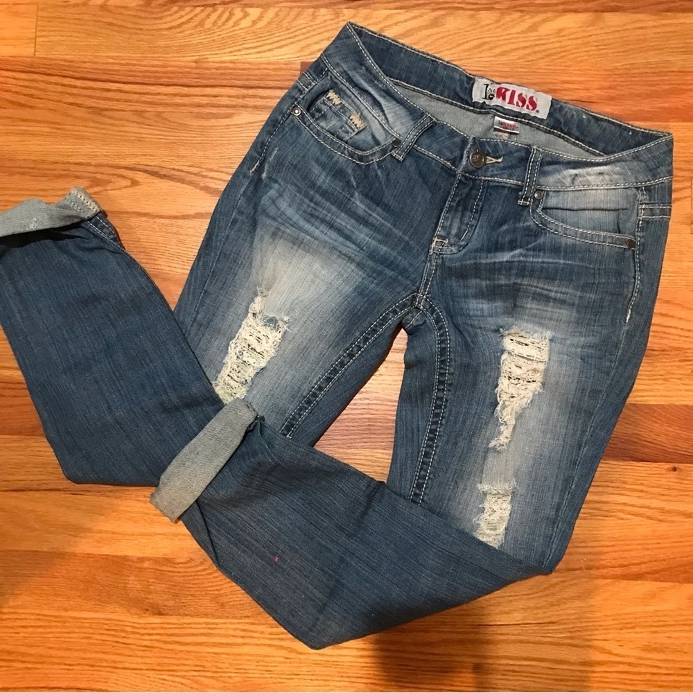 💋1st KISS Distressed Jeans